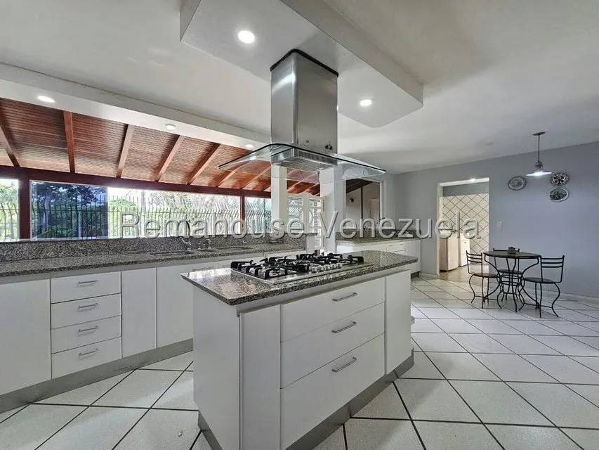 Casa (Duplex) en Venta en Prados del Este, Distrito Metropolitano - 20