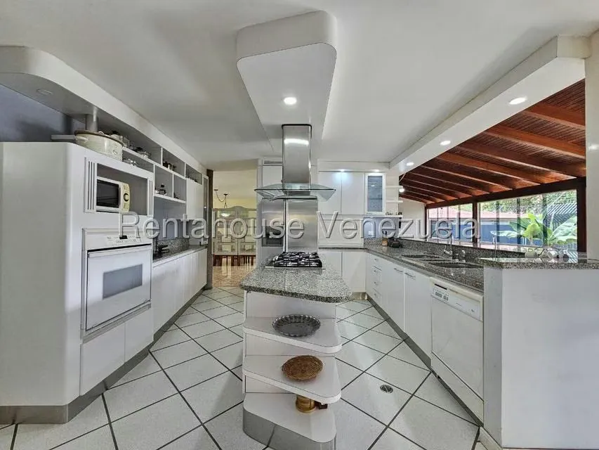 Casa (Duplex) en Venta en Prados del Este, Distrito Metropolitano - 21