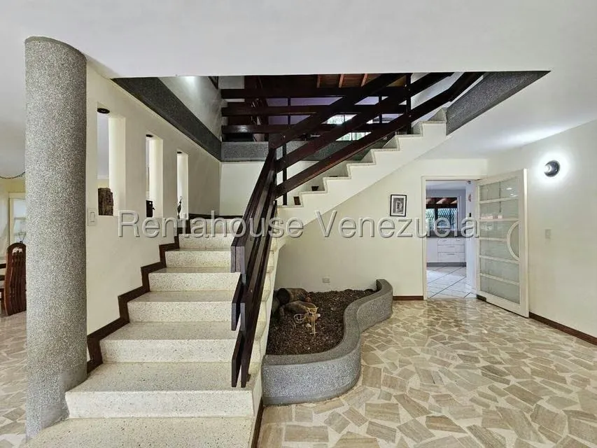 Casa (Duplex) en Venta en Prados del Este, Distrito Metropolitano - 27