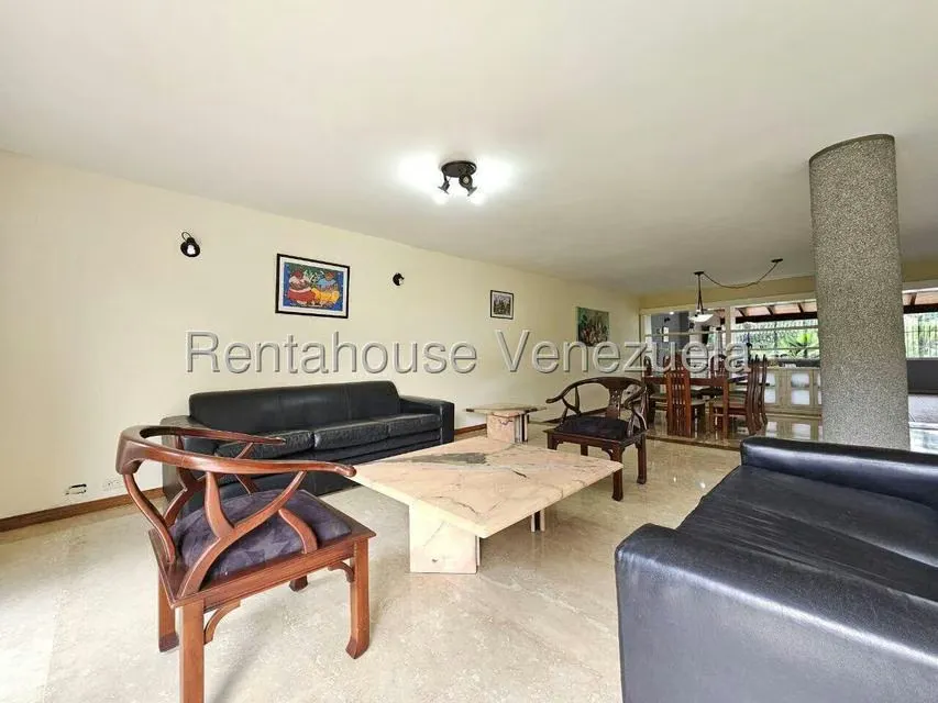 Casa (Duplex) en Venta en Prados del Este, Distrito Metropolitano - 9
