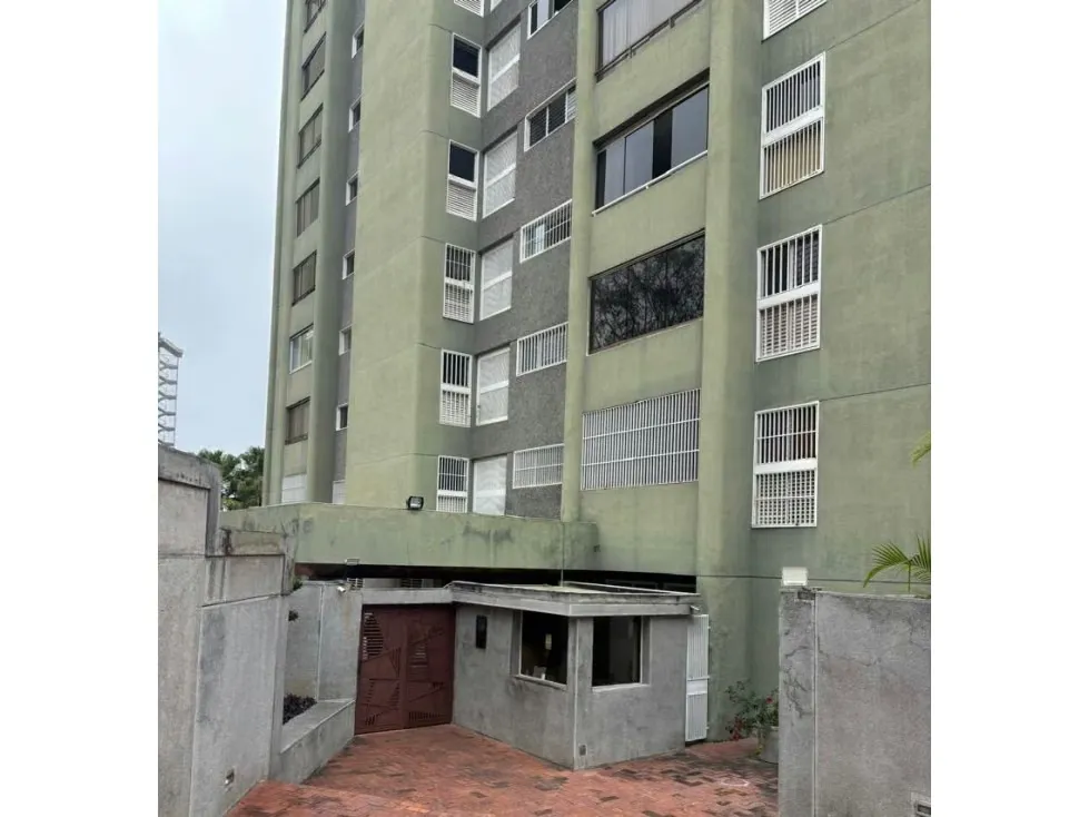 Se vende apartamento 215m2 Los Naranjos 2245
