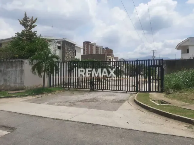 Ofrezco en Venta Terreno en el Conjunto Residencial Ciudad Jardín MañongoOfrezco en Venta Terreno en el Conjunto Residencial Ciudad Jardín Mañongo