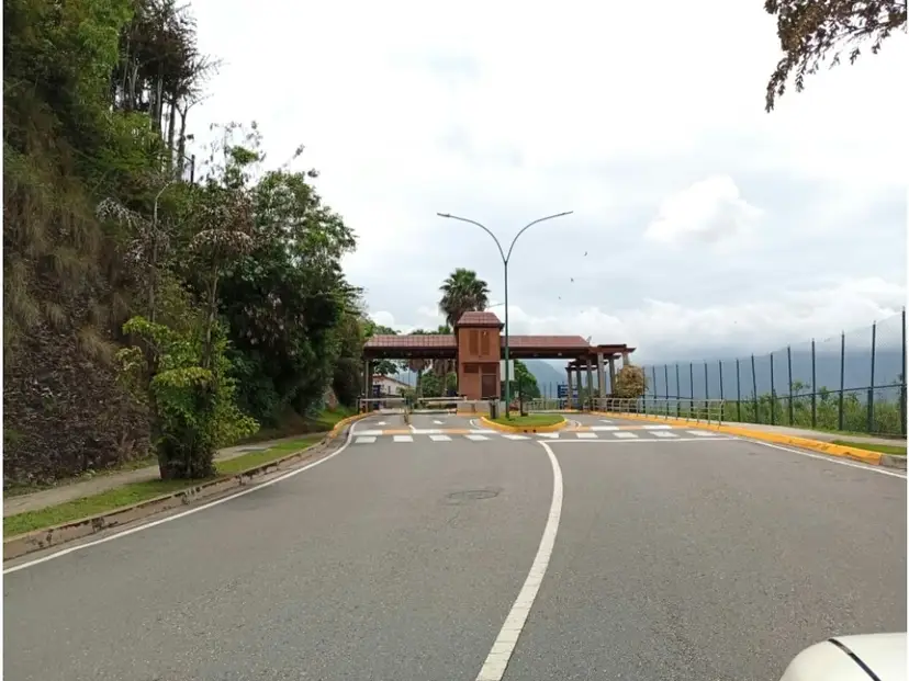 Se alquila apartamento 206m2 Mirador de Los Campitos 4812