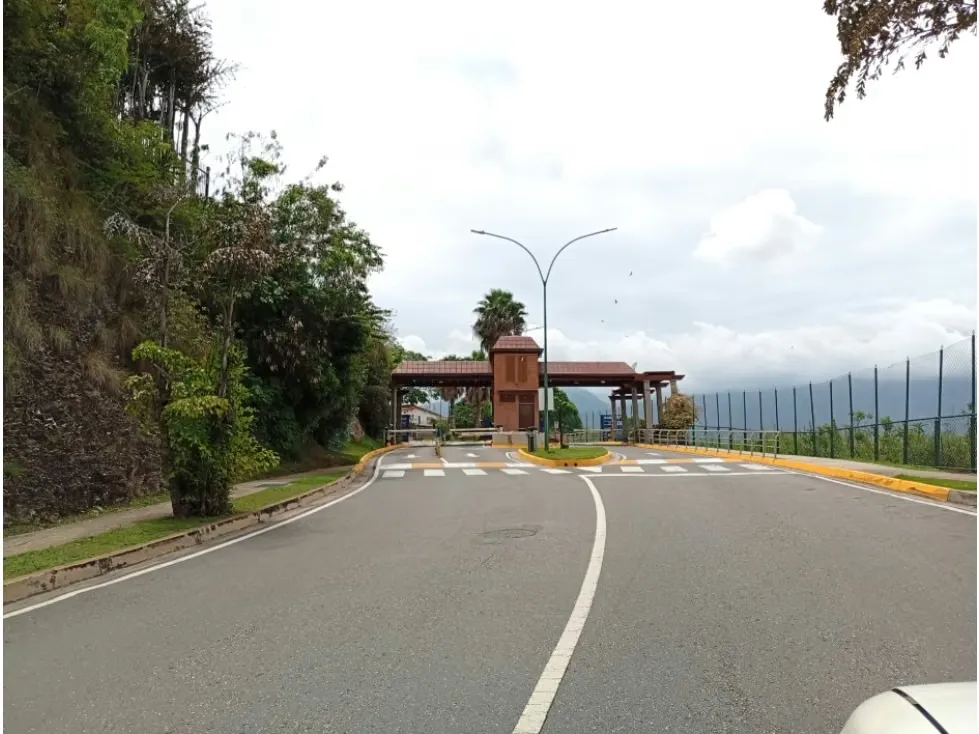 Se alquila apartamento 206m2 Mirador de Los Campitos 4812