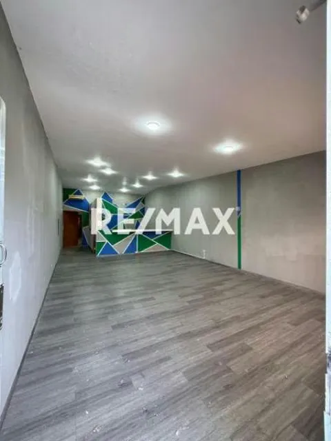 Local en venta. Puerta Maraven - 3