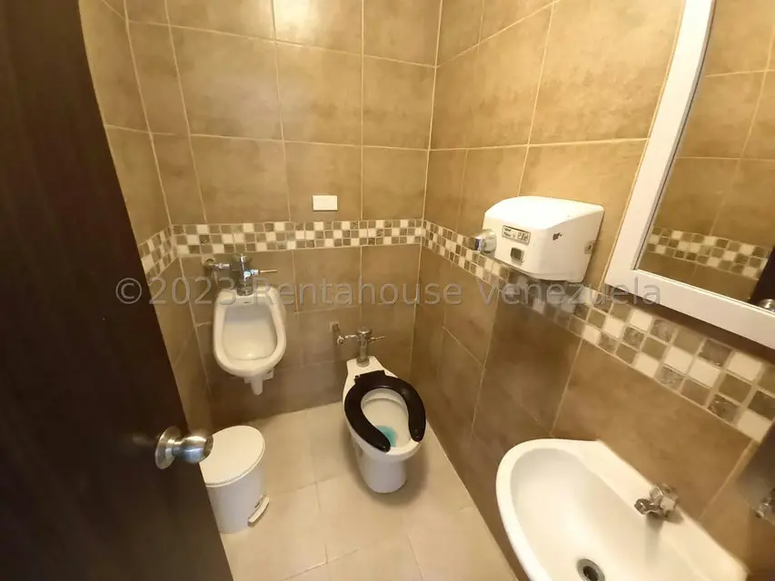 Local Comercial en Alquiler en Los Guayabitos, Carabobo - 14