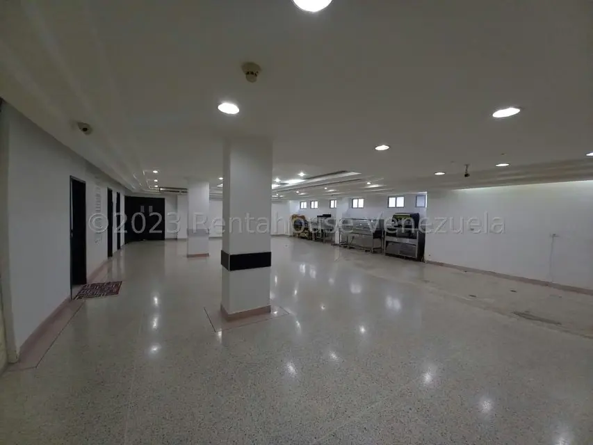 Local Comercial en Alquiler en Los Guayabitos, Carabobo - 15