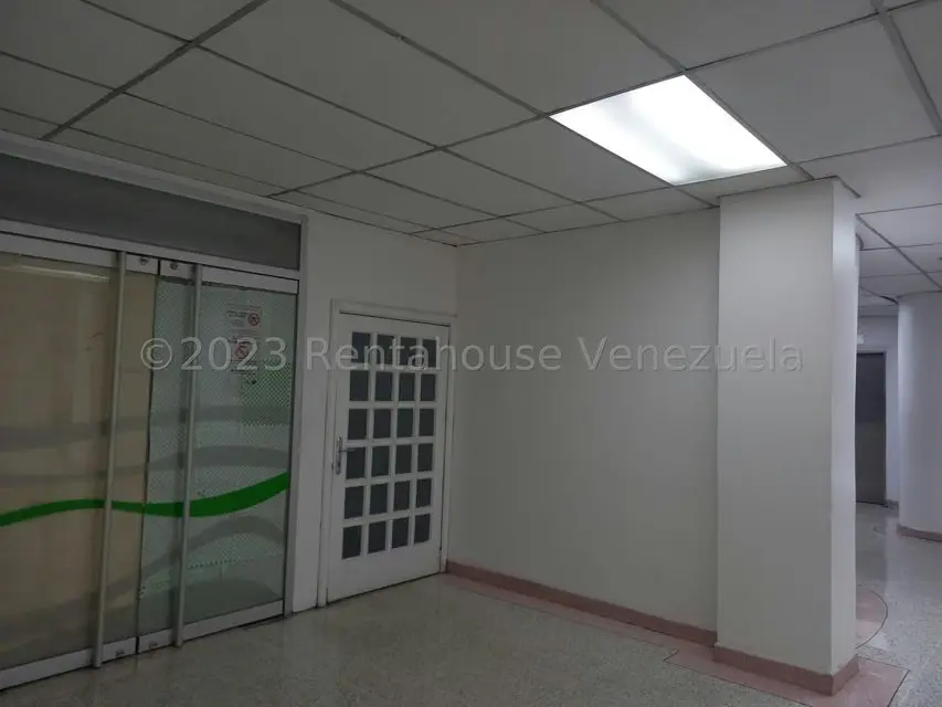 Local Comercial en Alquiler en Los Guayabitos, Carabobo - 16