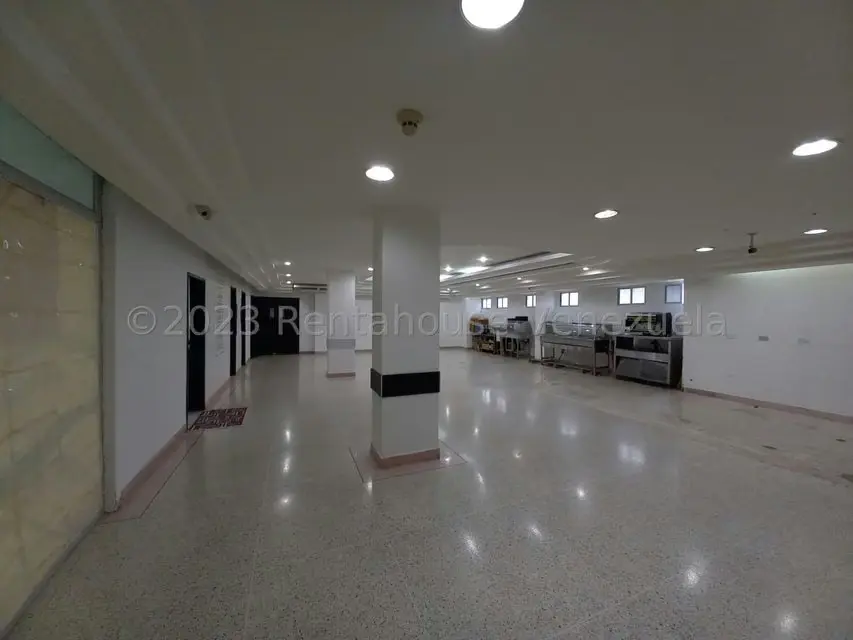 Local Comercial en Alquiler en Los Guayabitos, Carabobo - 2