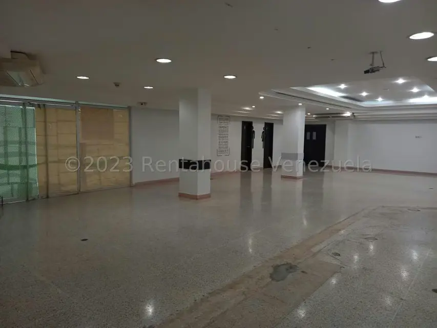 Local Comercial en Alquiler en Los Guayabitos, Carabobo - 5
