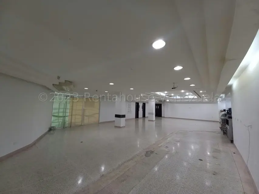 Local Comercial en Alquiler en Los Guayabitos, Carabobo - 8