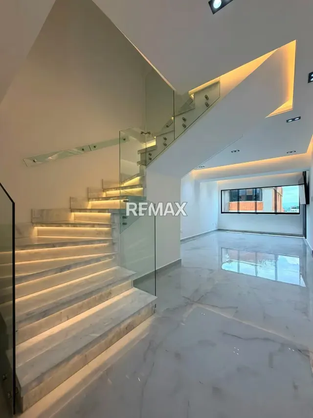 PENTHOUSE EN VENTA URB. LA SOLEDAD - 9