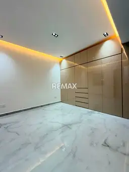 View 10