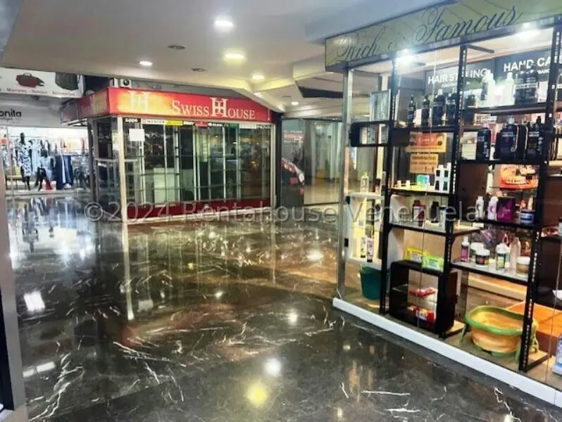 Local Comercial en Venta en Prados del Este, Distrito Metropolitano - 11