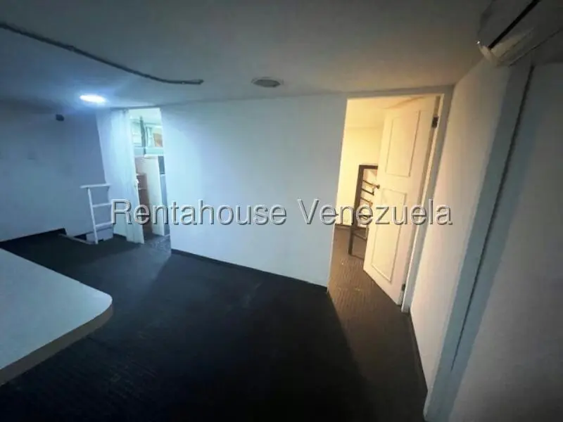 Local Comercial en Venta en Prados del Este, Distrito Metropolitano - 15