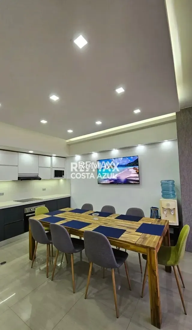 Vende Costa Azul Apartamento en Edificio Marian Suites. - 12