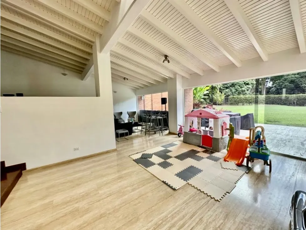 Copia de Se vende casa 500m2 4h+2s/6B/6p La Lagunita - 8