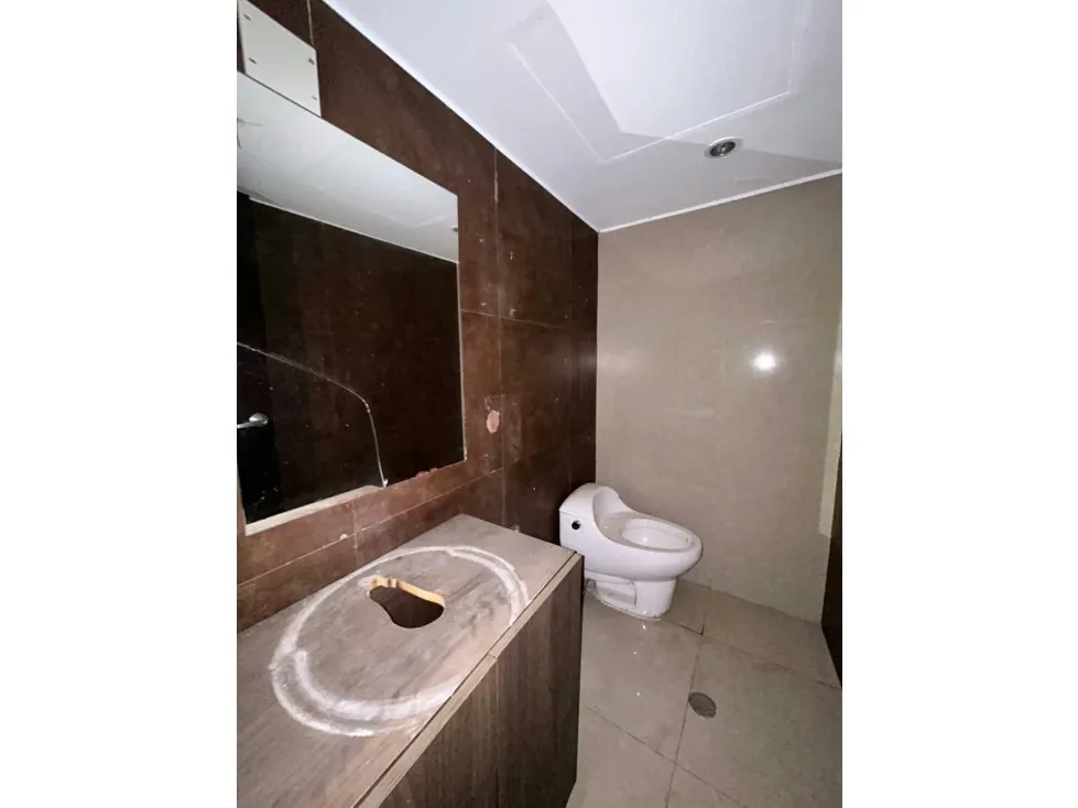 LOCAL COMERCIAL EN ALQUILER 140 M2-URB. EL HATILLO - 10