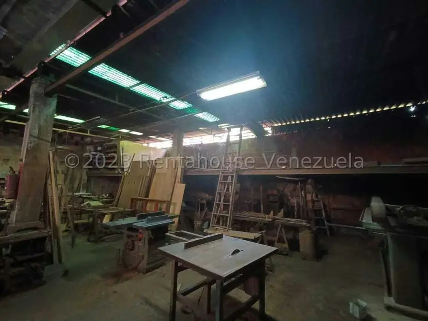 Comercial (Local Comercial) en Venta en La Llanada, Miranda - 14