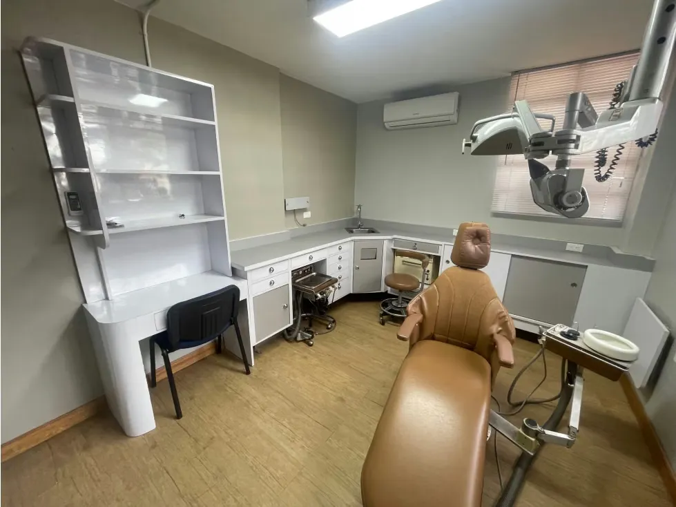 Se alquila consultorio 30m2 Altamira 2367 - 8