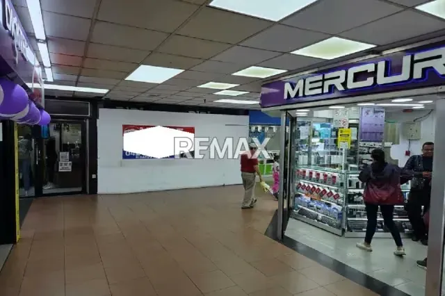 Venta de Local Comercial en el C.C. Metrocenter - 5