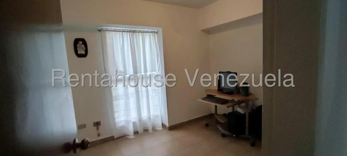Apartamento (1 Nivel) en Venta en El Paraiso, Distrito Metropolitano - 24