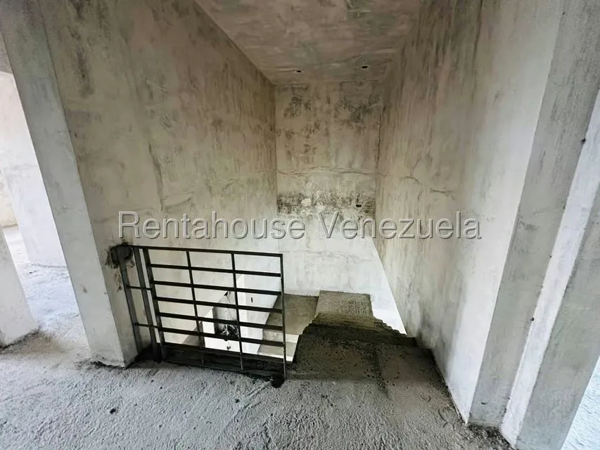 Casa (Multipes Niveles) en Venta en Llano Alto, Portuguesa - 11