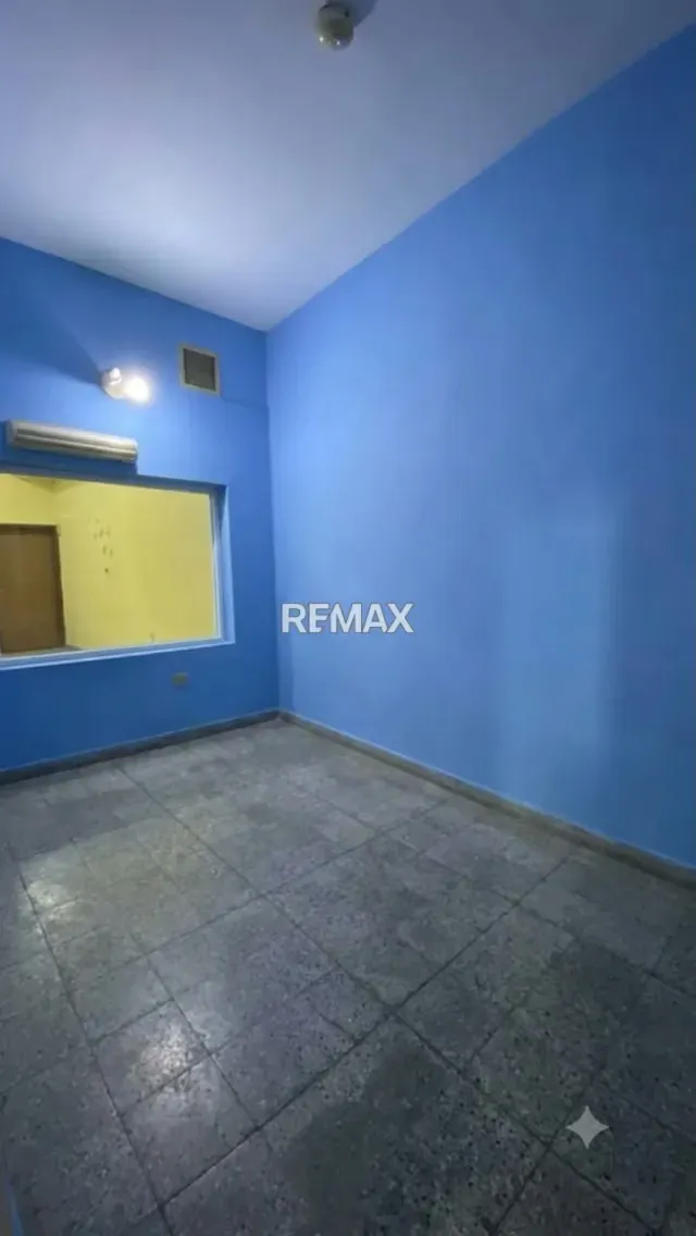 LOCAL COMERCIAL EN VENTA - 3