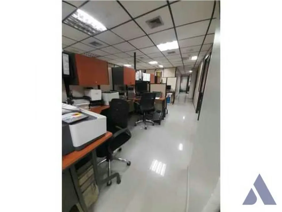 Alquilo oficina 384m2 El Recreo 3637 - 29