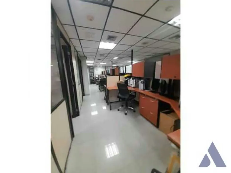 Alquilo oficina 384m2 El Recreo 3637 - 33