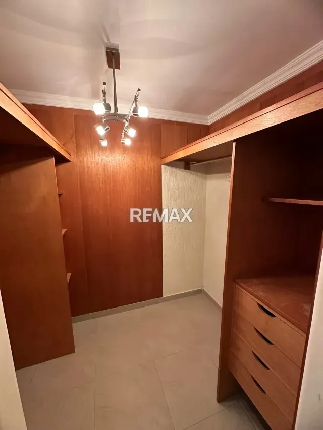APARTAMENTO EN VENTA EN URB. LA SOLEDAD - 12