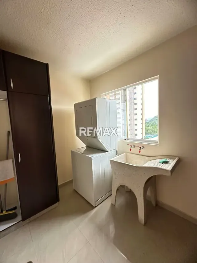 APARTAMENTO EN VENTA EN URB. LA SOLEDAD - 9