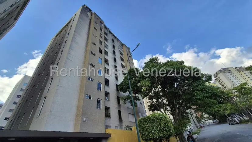 Apartamento (1 Nivel) en Alquiler en Terrazas del Avila, Distrito Metropolitano