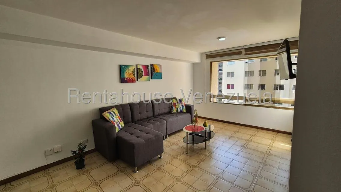 Apartamento (1 Nivel) en Alquiler en Terrazas del Avila, Distrito Metropolitano - 2