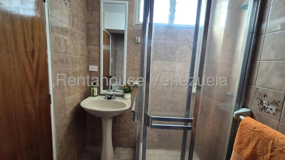 Apartamento (1 Nivel) en Alquiler en Terrazas del Avila, Distrito Metropolitano - 14