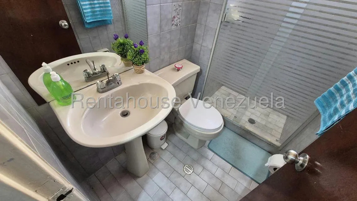 Apartamento (1 Nivel) en Alquiler en Terrazas del Avila, Distrito Metropolitano - 15