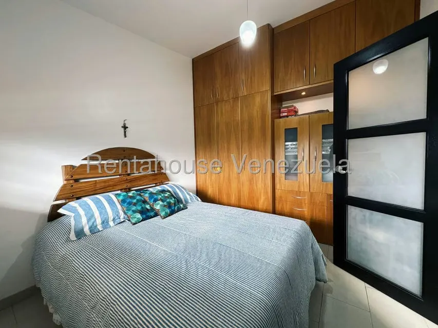 Apartamento (1 Nivel) en Alquiler en Llano Alto, Miranda - 13
