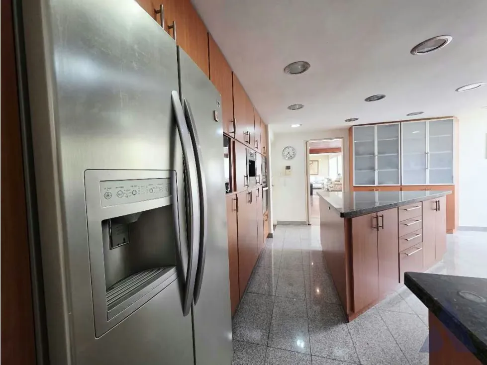 Se vende apartamento 330m2 Los Naranjos 8919 - 9