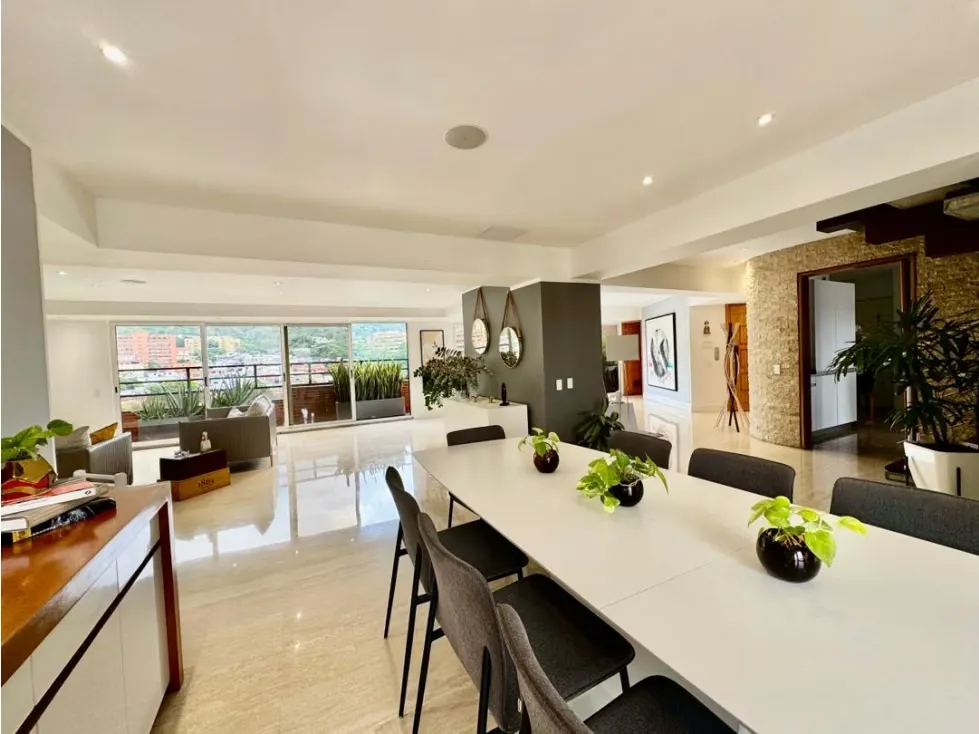 Se vende PH Duplex 450m2 4h+s/7b/5p Los Chorros - 2