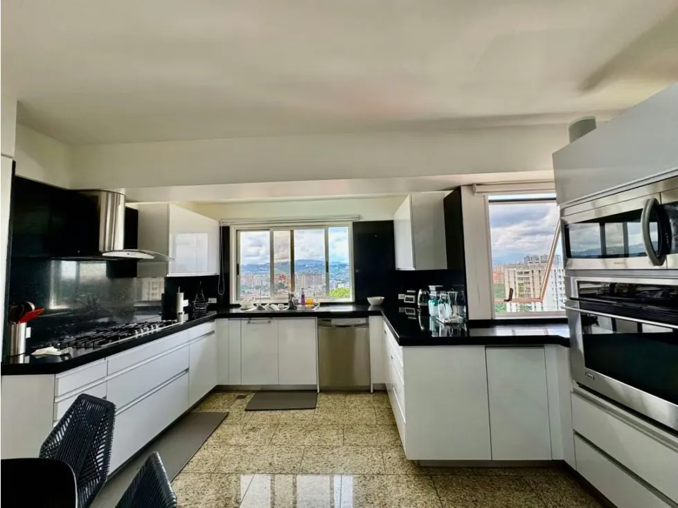 Se vende PH Duplex 450m2 4h+s/7b/5p Los Chorros - 20