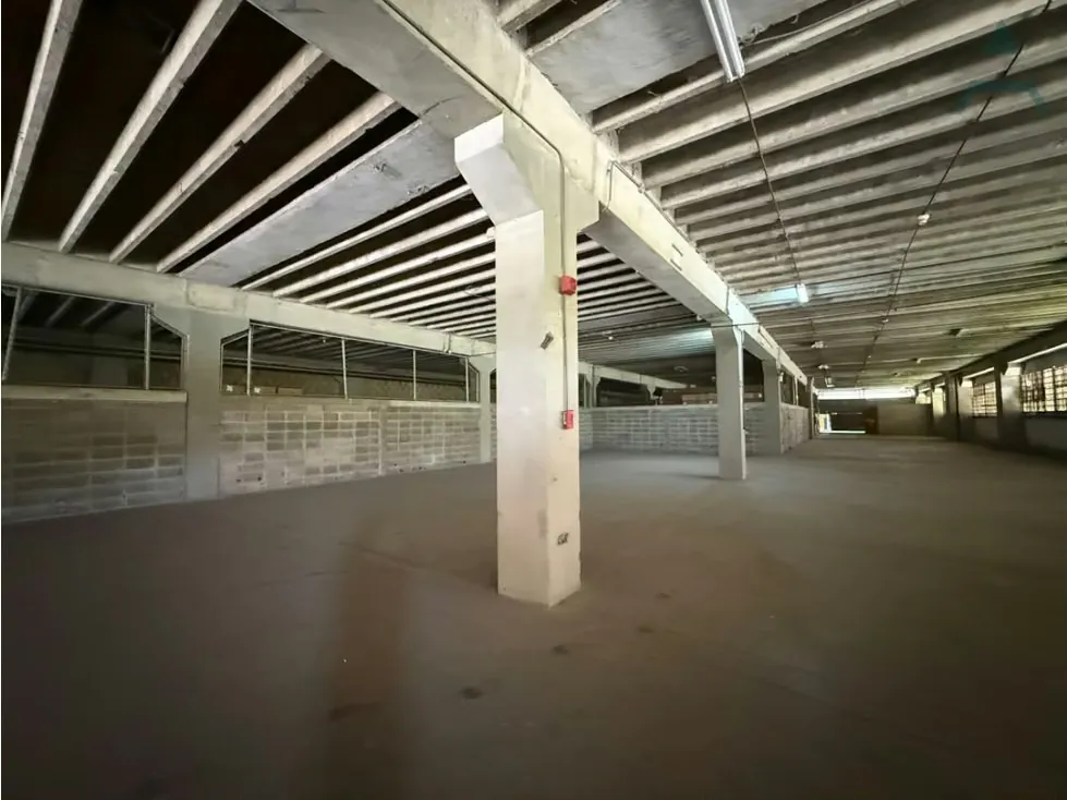 Se alquila Galpon 980m² Guatire - 7