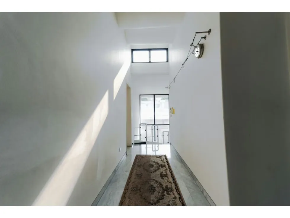 Elegante Casa en Venta en Colinas de Vista Alegre 800C 420T - 20