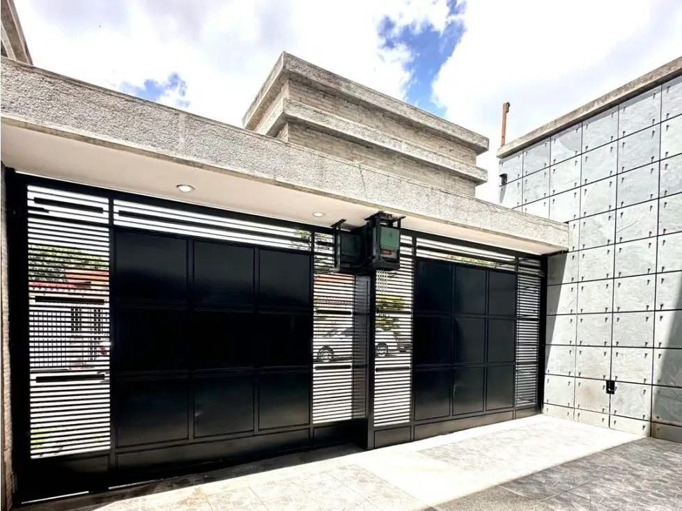 Elegante Casa en Venta en Colinas de Vista Alegre 800C 420T - 47