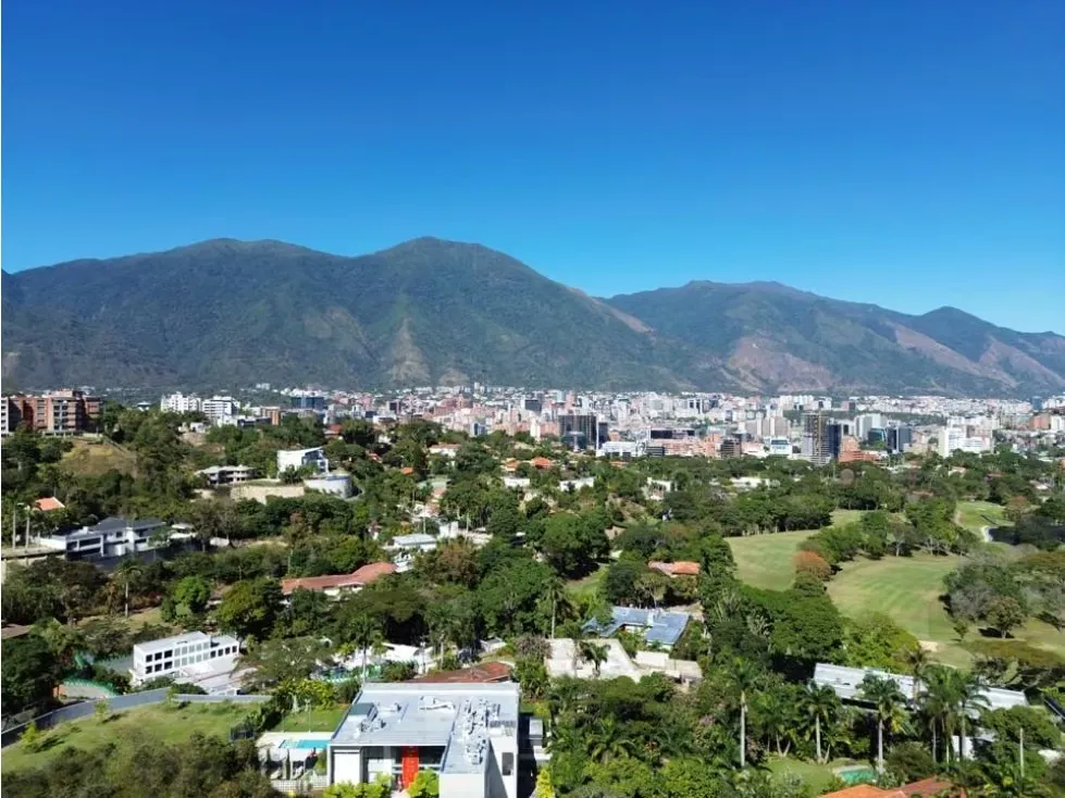 Terreno en Venta en Valle Arriba. Baruta - Caracas
