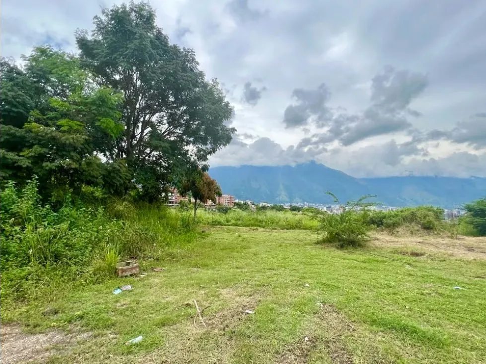 Terreno en Venta en Valle Arriba. Baruta - Caracas - 12