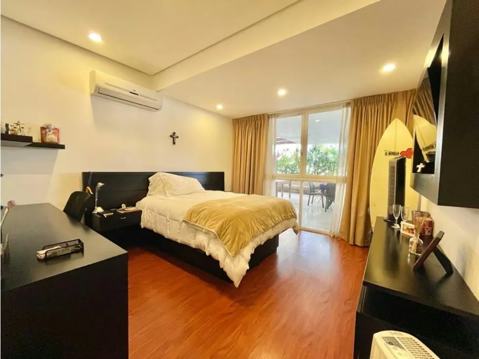 Se vende apto PB 600m² 4h/4b/4p - Las Mesetas - 10