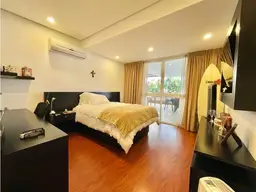 View 10