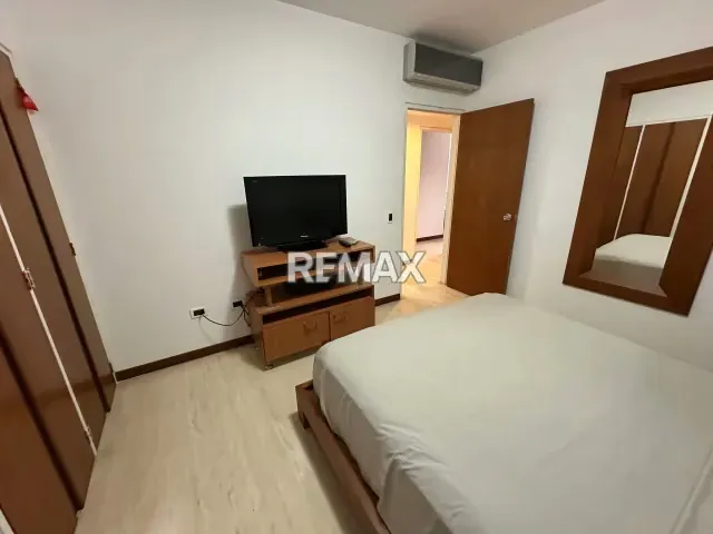 Apartamento en Alquiler en Lomas del Sol - 13