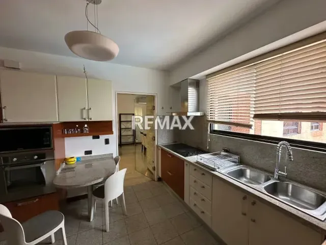 Apartamento en Alquiler en Lomas del Sol - 5
