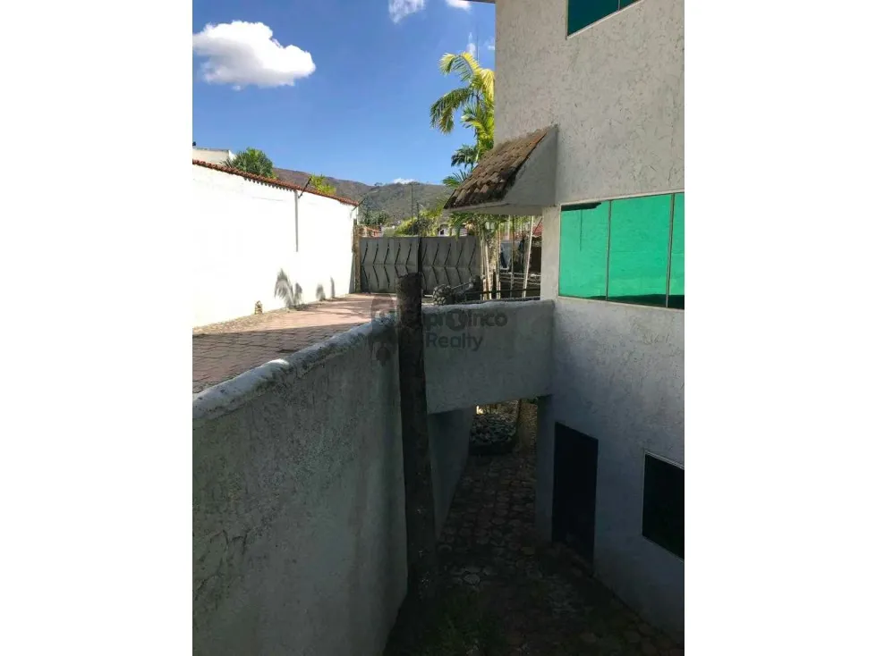 Se vende casa en Guataparo Country Club - 3